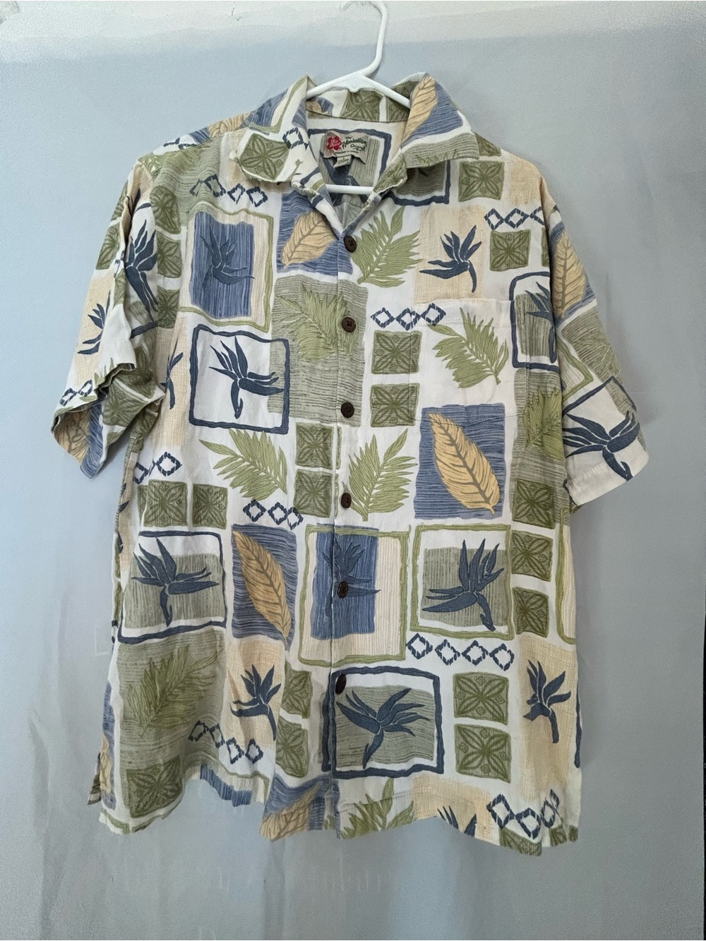Hilo Hattie Men's Short-Sleeve Button-Front Shirt in Green, Blue & Tan Sz L